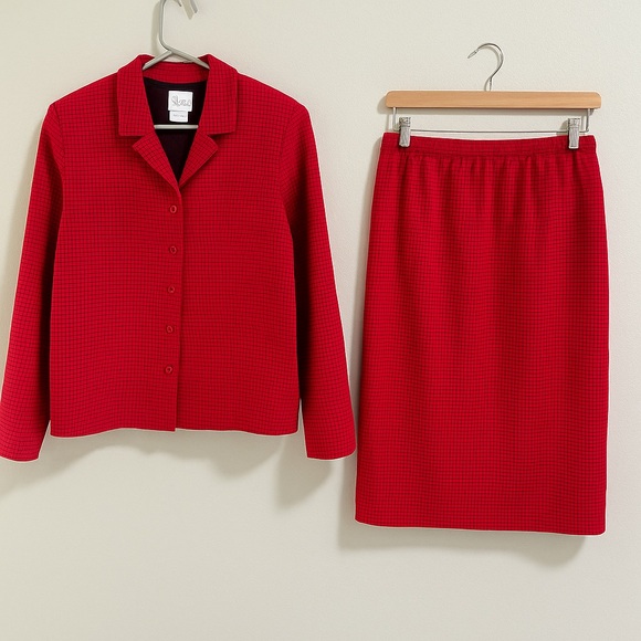 Weekenders Dresses & Skirts - Weekenders Red Grid Knit Blazer size S & Skirt Set Size M